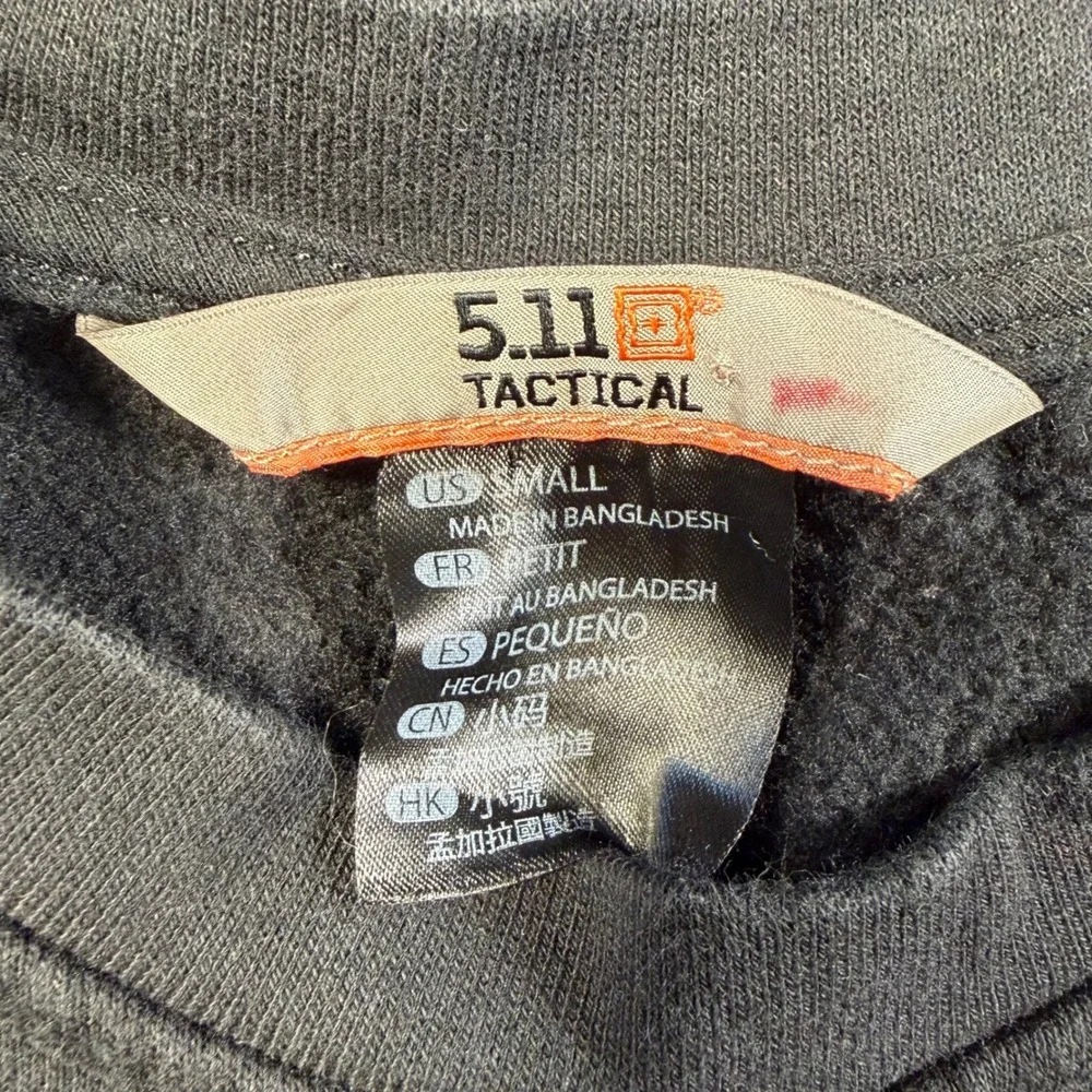 5.11 Tactical Mens Crew Neck Sweatshirt Black Chest Pocket Small 0037